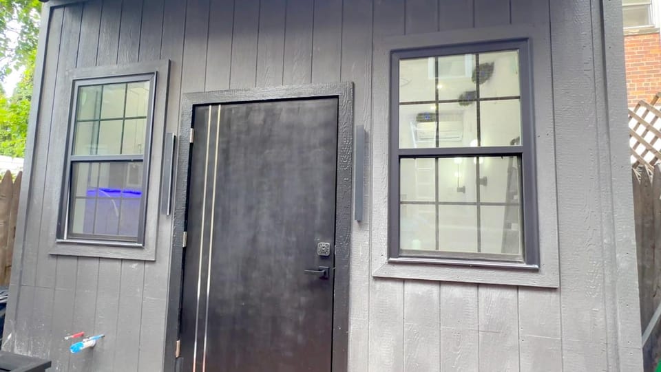 Modern Tiny Home Fast NYC Access Private Apartment in Bayonne