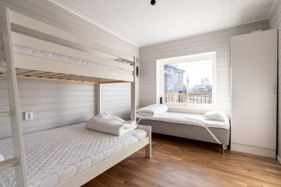 Bed, Photo of the whole room, Bedroom, bunk bed