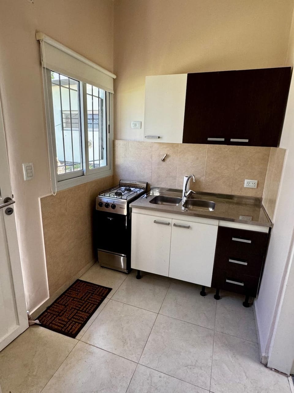 Kitchen or kitchenette, oven, stove