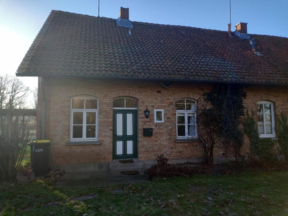 Charming flat with wood stove on a large farm Apartment in Lower Saxony, Germany