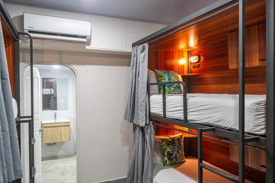 bunk bed