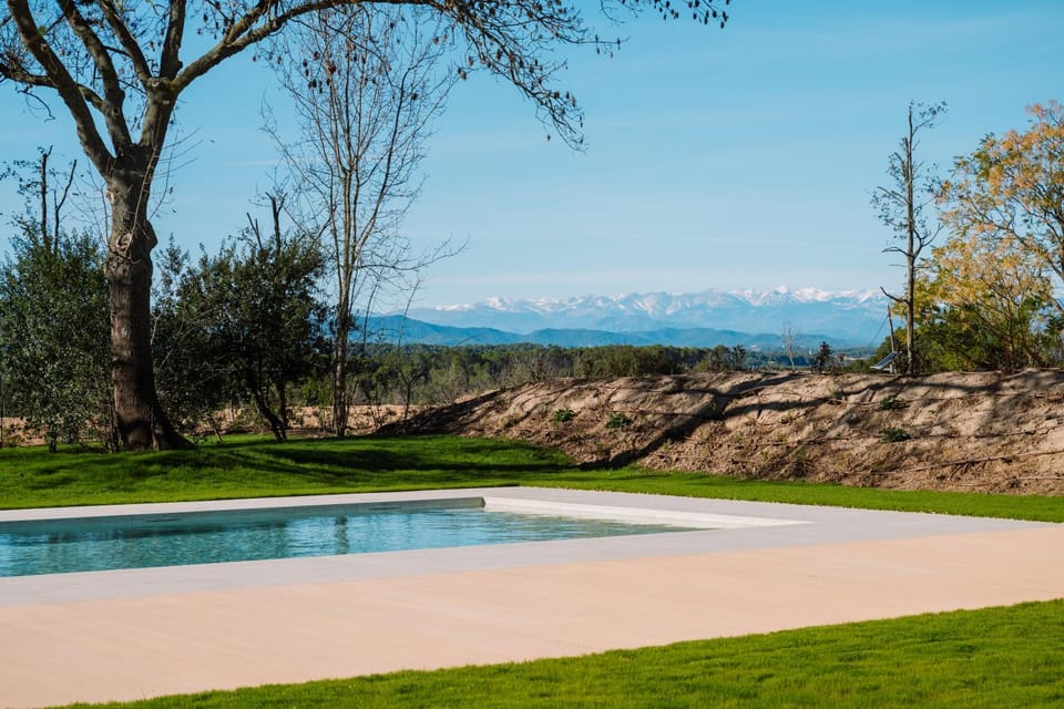 Garden, Mountain view, Pool view, Swimming pool