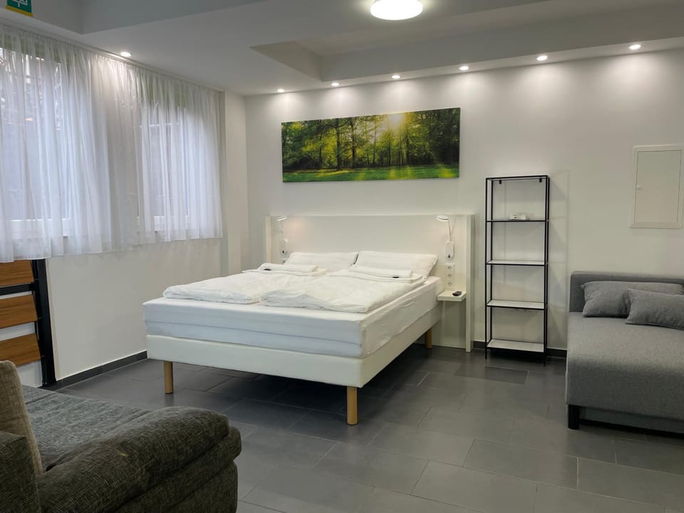 Bed, Photo of the whole room