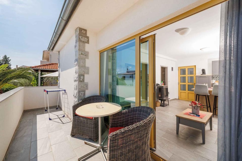 Summer, Balcony/Terrace