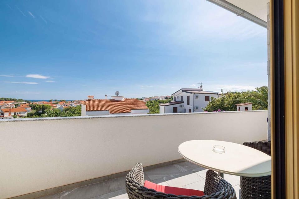Summer, Balcony/Terrace
