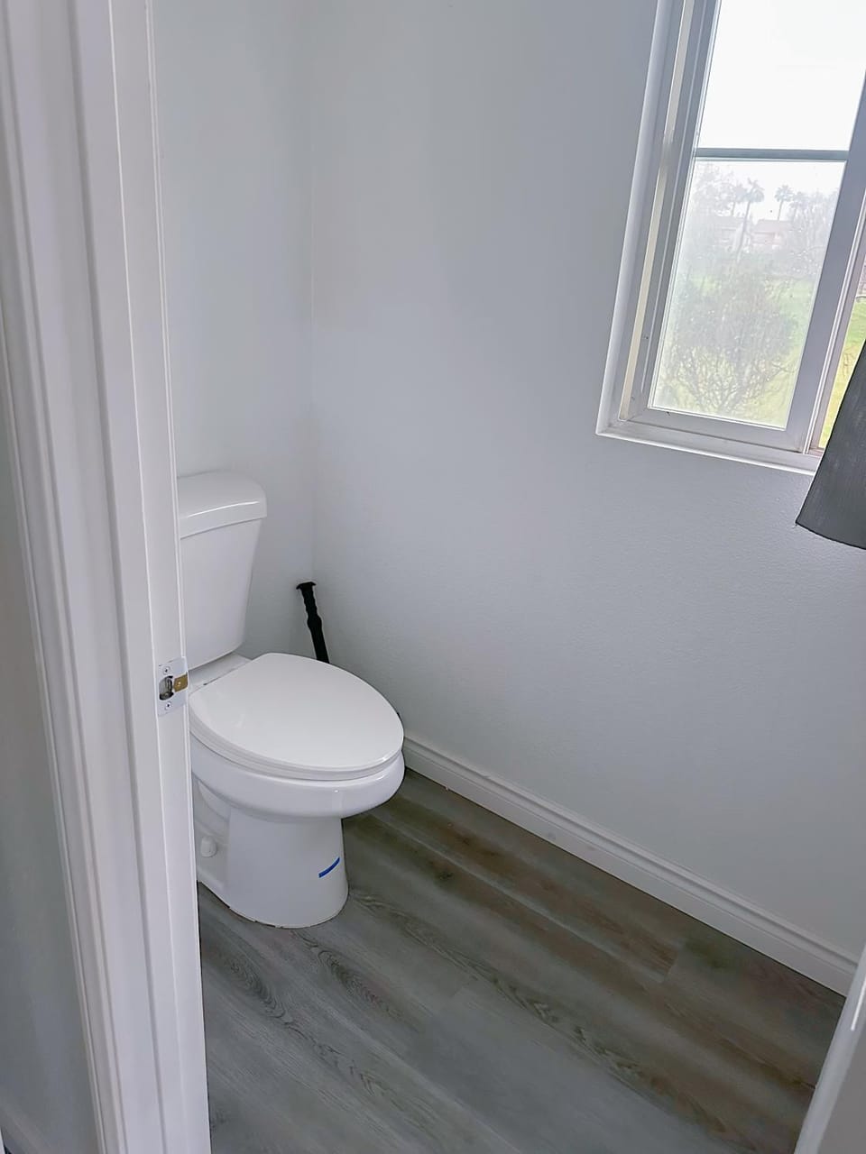 Big master bedroom private bathroom Vacation rental in Fontana