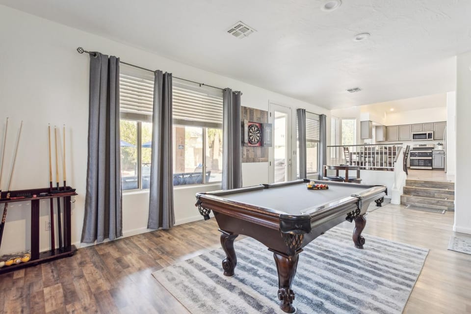Day, Billiard, Darts, Game Room, Kitchen or kitchenette