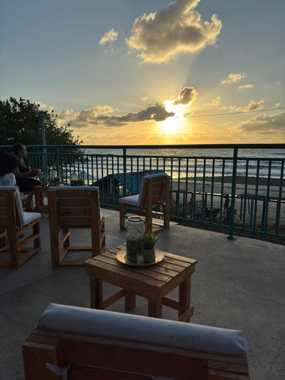Lounge or bar, Sunset