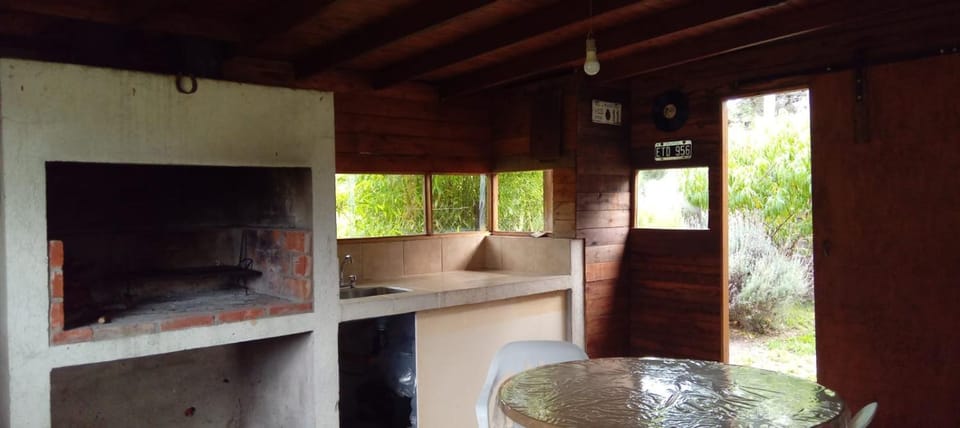Las Acacias House in Mar Azul