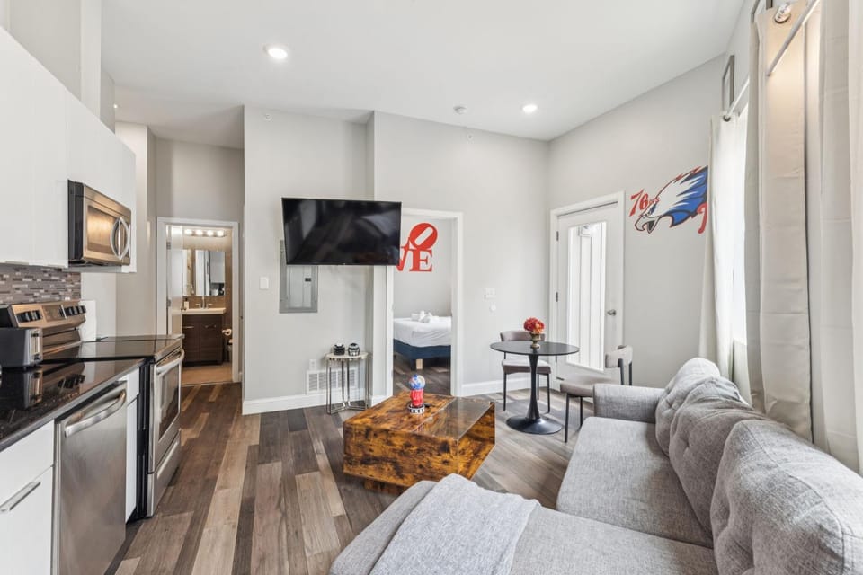 TV and multimedia, Living room, Seating area