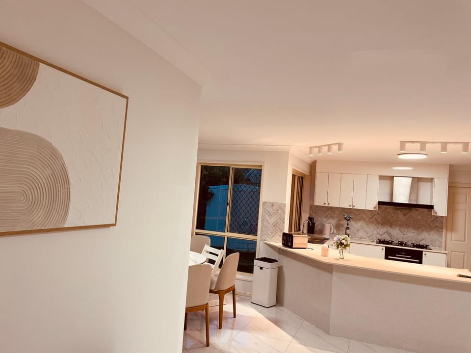 Carindale family home, private pool, leisure accommodation Villa in Carindale