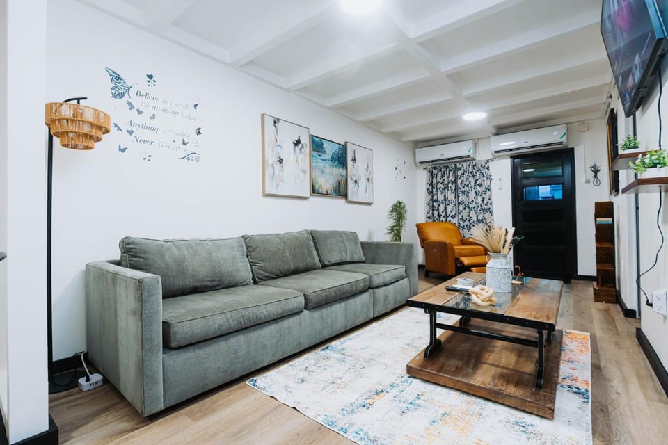 Living room, air conditioner