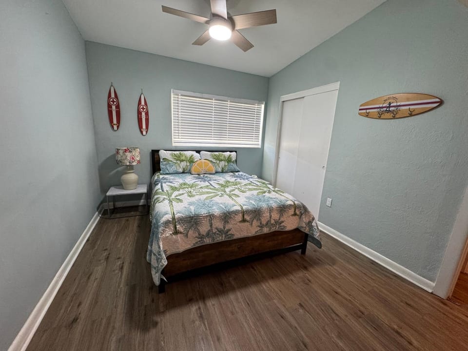 Surf Shack Across from beach with pool House in Cocoa Beach