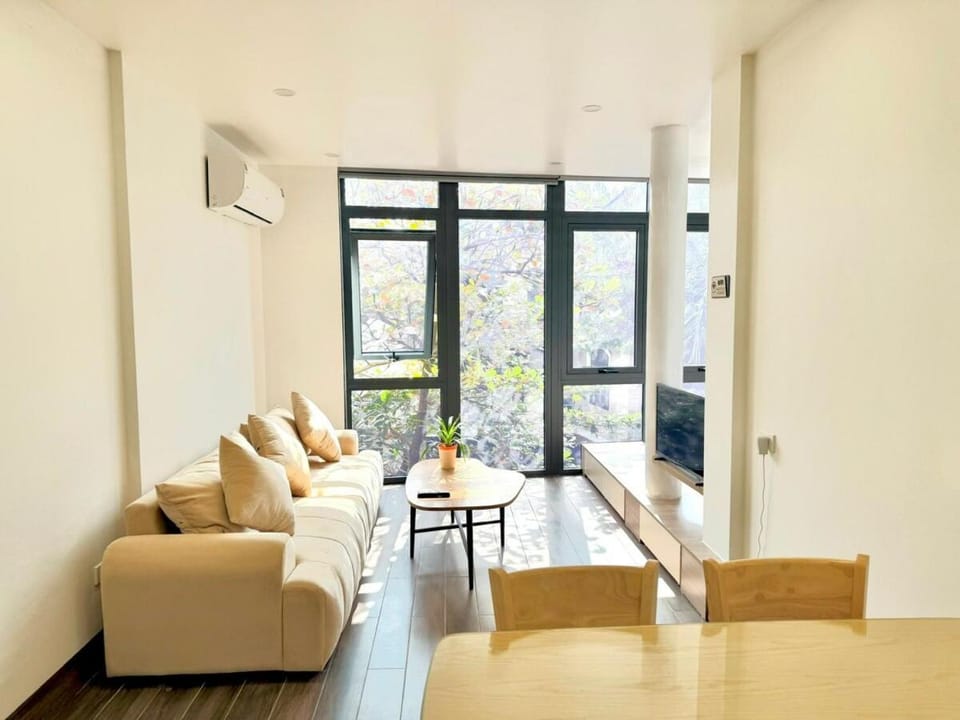 Sunny apartment in the heart of Hanoi Apartment in Hanoi