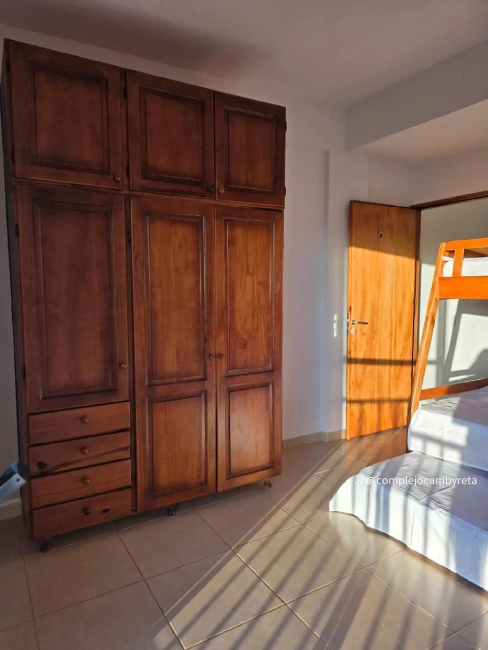 Departamento para 7 personas cerca de Playa San Jose de Encarnación Complejo Cambyreta Apartment in Misiones Province, Argentina