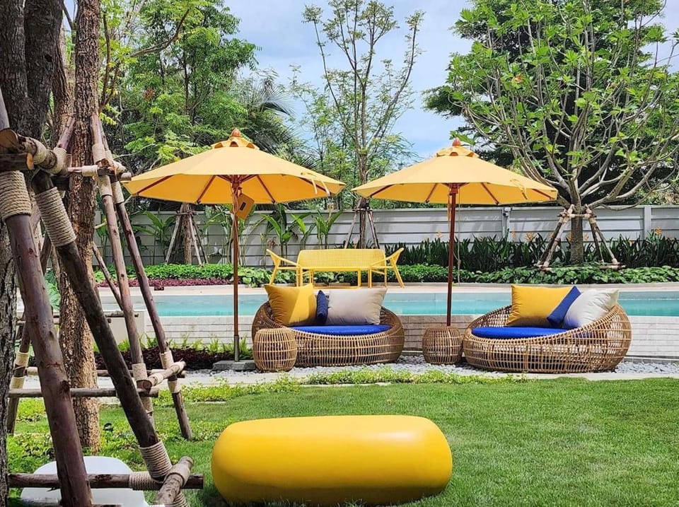 Happy Living Brand New Condo Hua Hin Apartment in Nong Kae