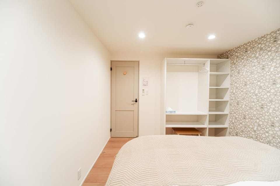 目白别墅 全新3层楼独栋别墅家的感觉 3卧室Brand new 3-story detached villa with a homey feel 3 rooms 近商圈 设备齐全 直达新宿 银座 涉谷 上野 表参道 品川 Villa in Shinjuku