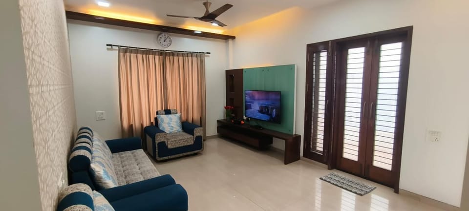 Modern Jagshali Villa 2BHK with Karaoke and 50 inch TV Villa in Maharashtra