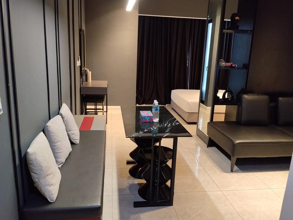 Axon Suites Unitopia near Pavillion & TRX Apartment in Federal Territory of Kuala Lumpur