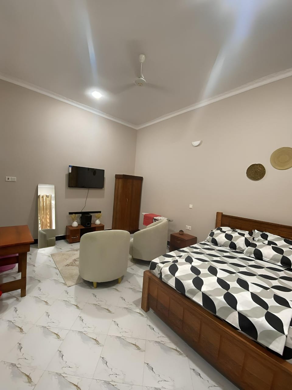 Mnazinisky B&B Bed and Breakfast in Tanzania