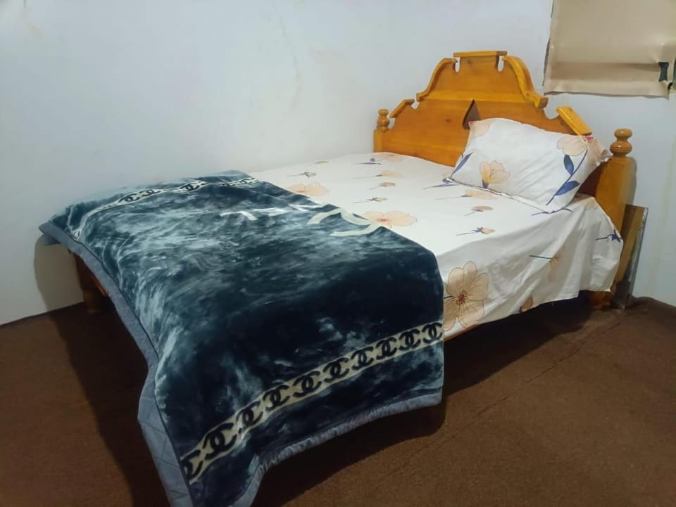 Five Zones - Private 4-Bedroom Holiday Home Bed and Breakfast in Tanzania
