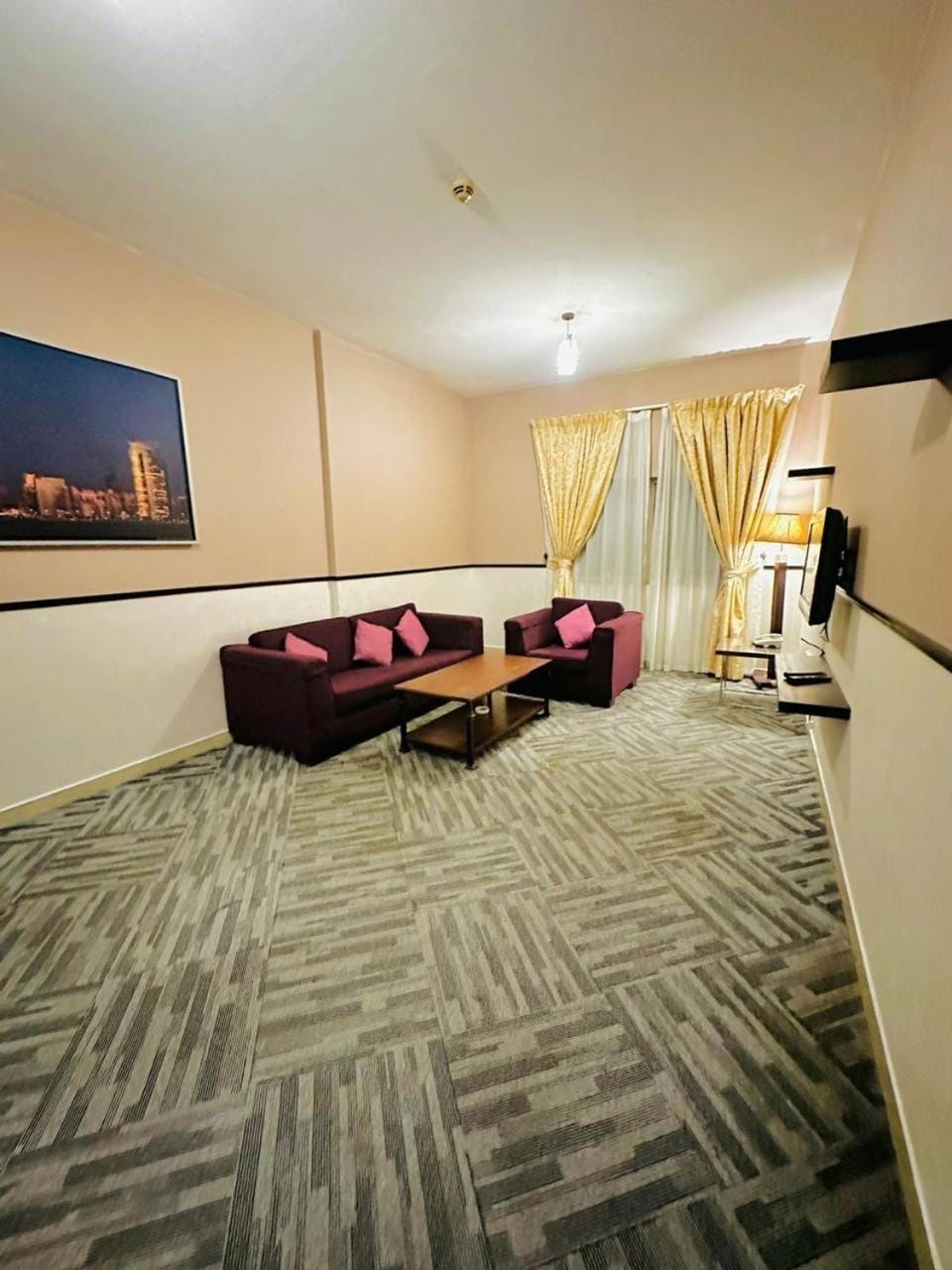 1 bedroom hall Apartment in Al Sharjah