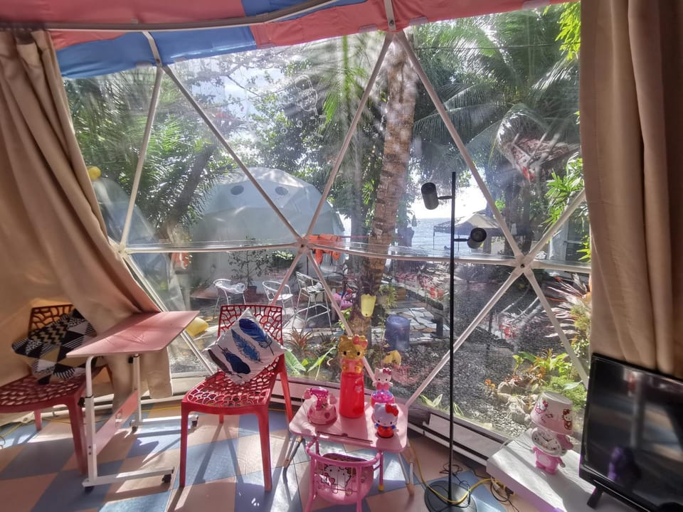 Groups & Families Glamping Dome Beach Resort Dauin Luxury tent in Central Visayas