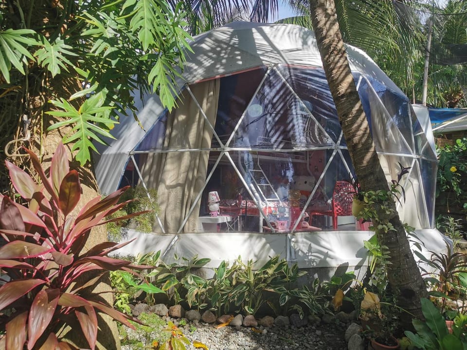 Groups & Families Glamping Dome Beach Resort Dauin Luxury tent in Central Visayas