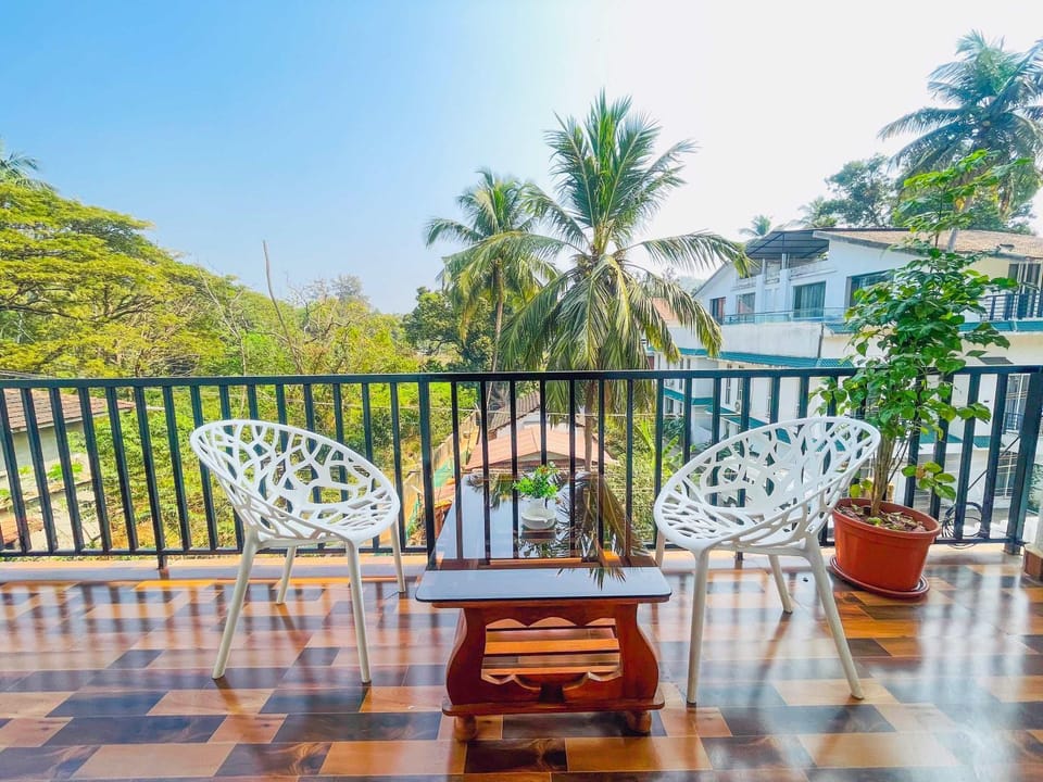 Natural landscape, View (from property/room), Balcony/Terrace