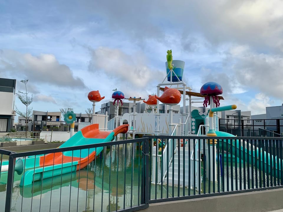 Aqua park, Swimming pool