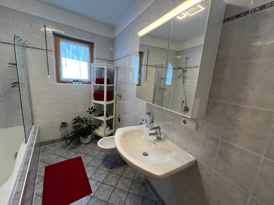 Bathroom, Bath