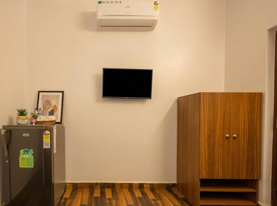 Celeste stay suite 102 Inn in Calangute
