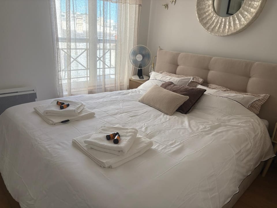 Appartement cosy le marais Apartment in Paris