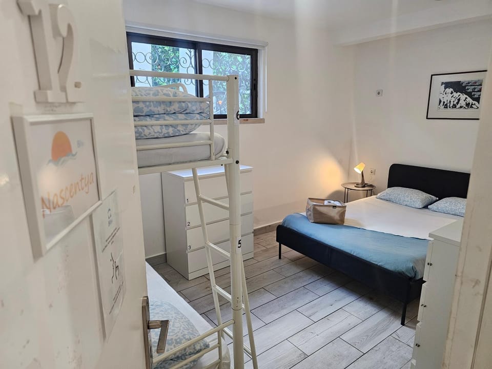 Blife Sunya private rooms near airport and nature Vacation rental in Faro