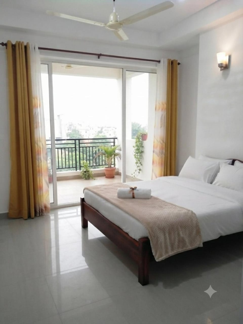 Property building, Bed, View (from property/room), Balcony/Terrace, Bedroom, towels
