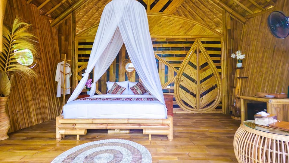 Wana Bamboo House by ecobreeze Villa in Selat