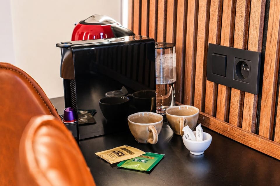 Coffee/tea facilities, Kitchen or kitchenette