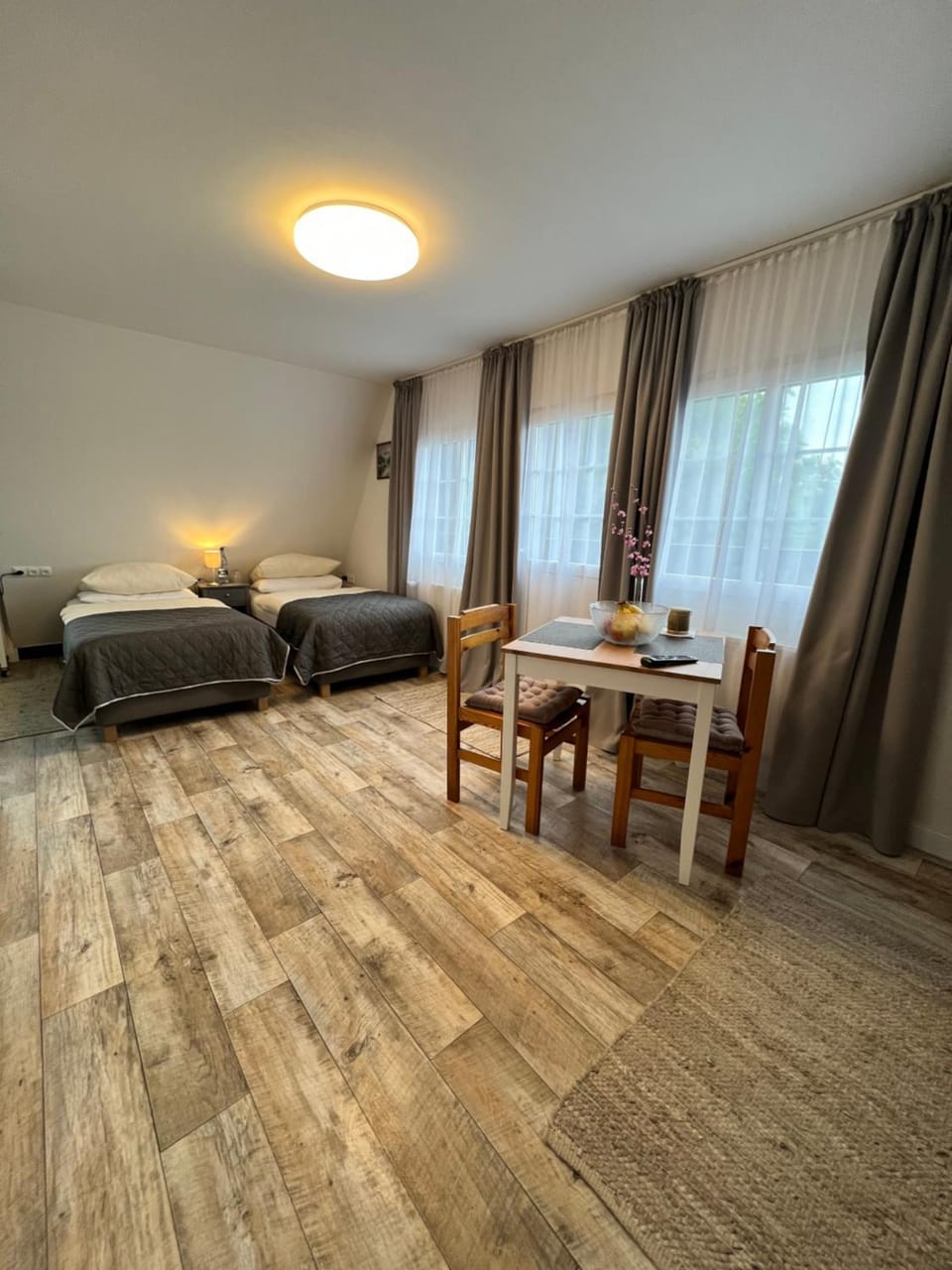 Photo of the whole room
