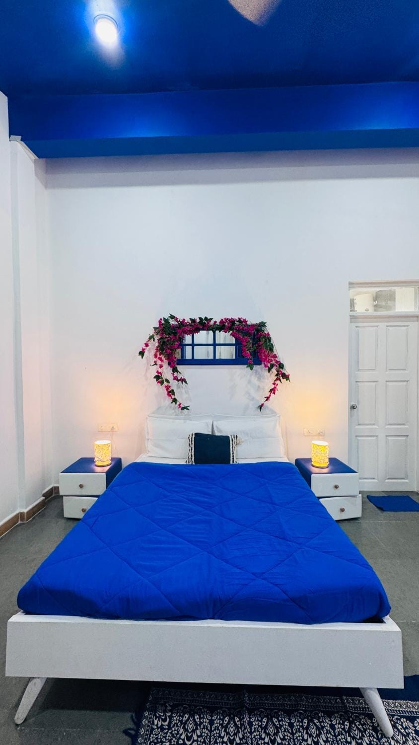 Anjuna Villa - 4 Vibrant Themed Rooms Apartment in Baga