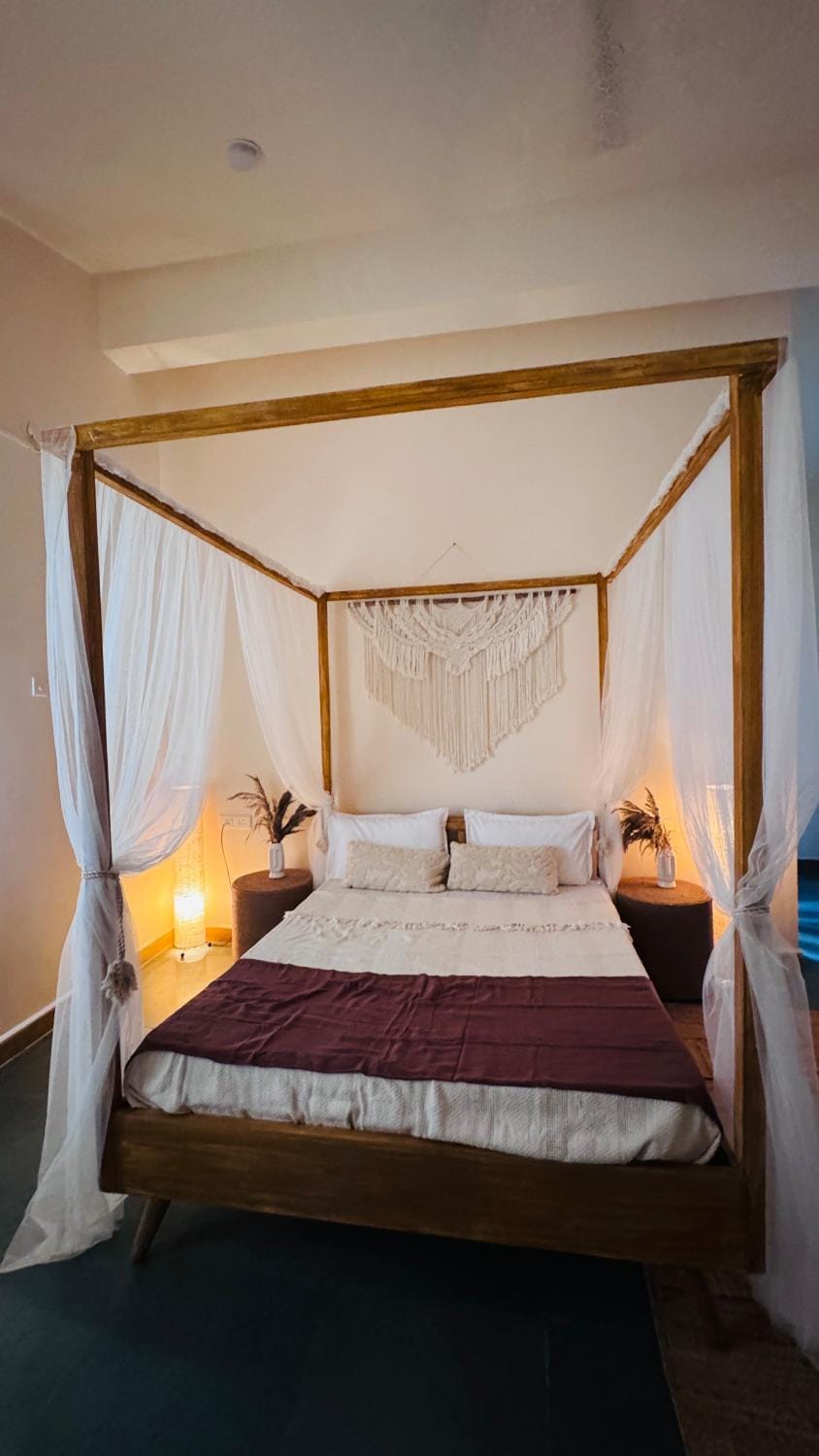 Anjuna Villa - 4 Vibrant Themed Rooms Apartment in Baga