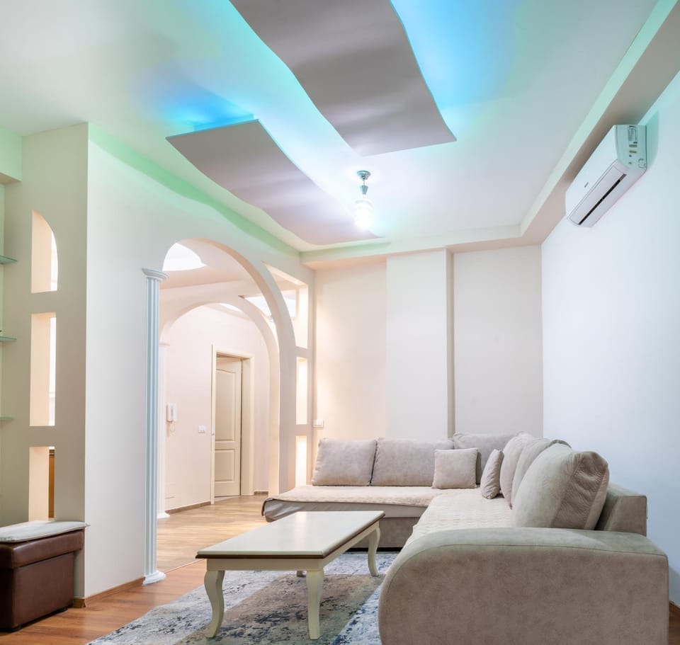 Living room, Seating area, air conditioner