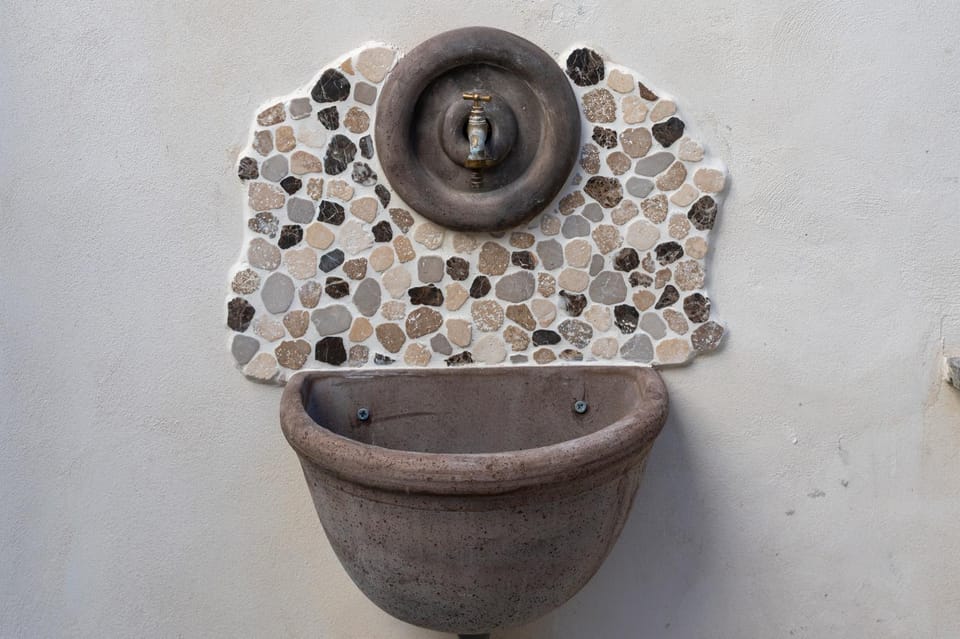 Patio, Decorative detail