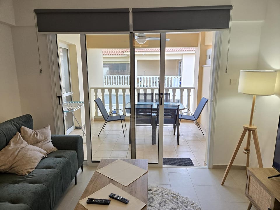 Thea Court 3 - E Apartment in Paralimni