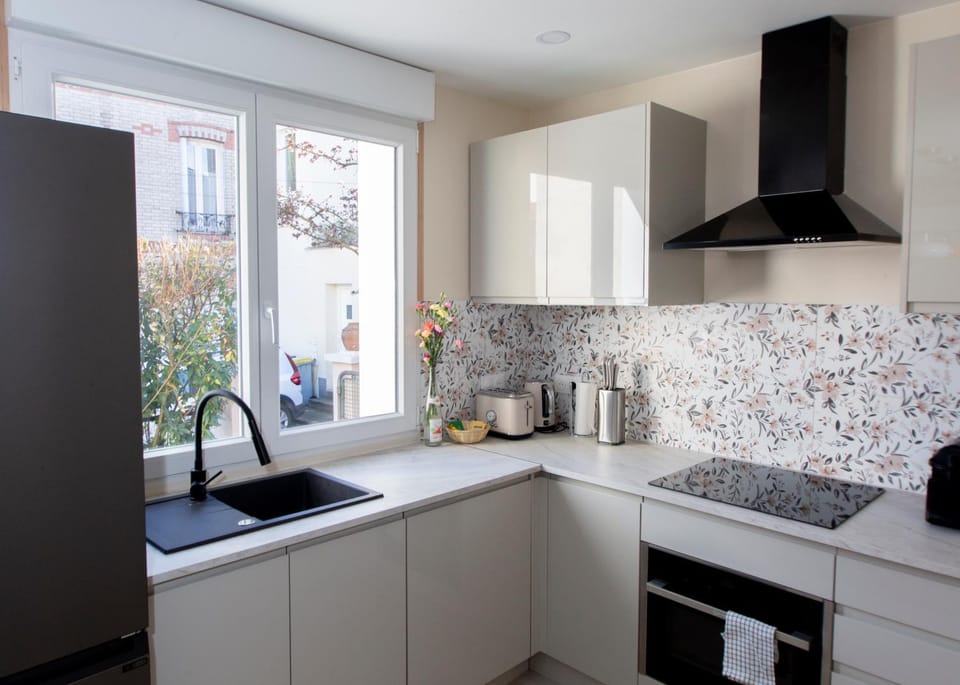 Coffee/tea facilities, Kitchen or kitchenette, dishwasher, pet friendly, stove, toaster