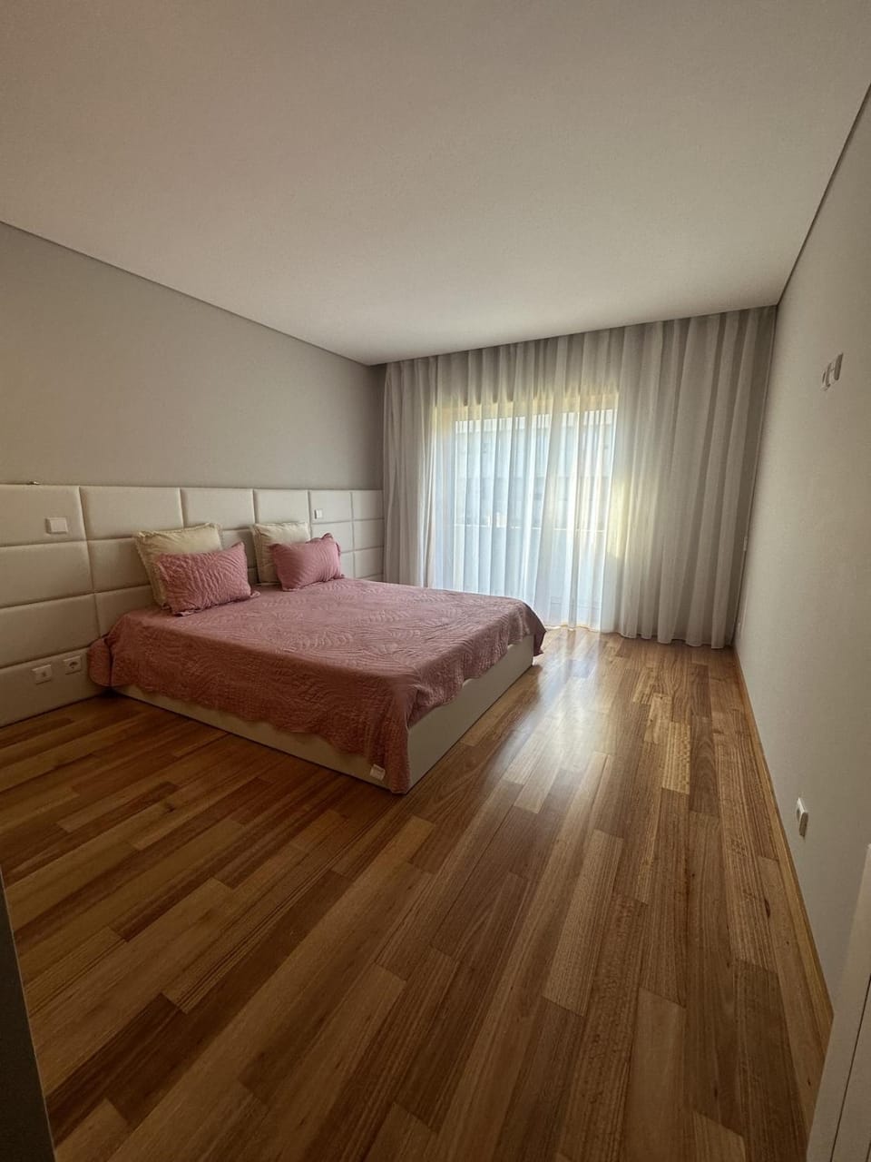 Luxury Modern Triplex Apartment House in Porto District