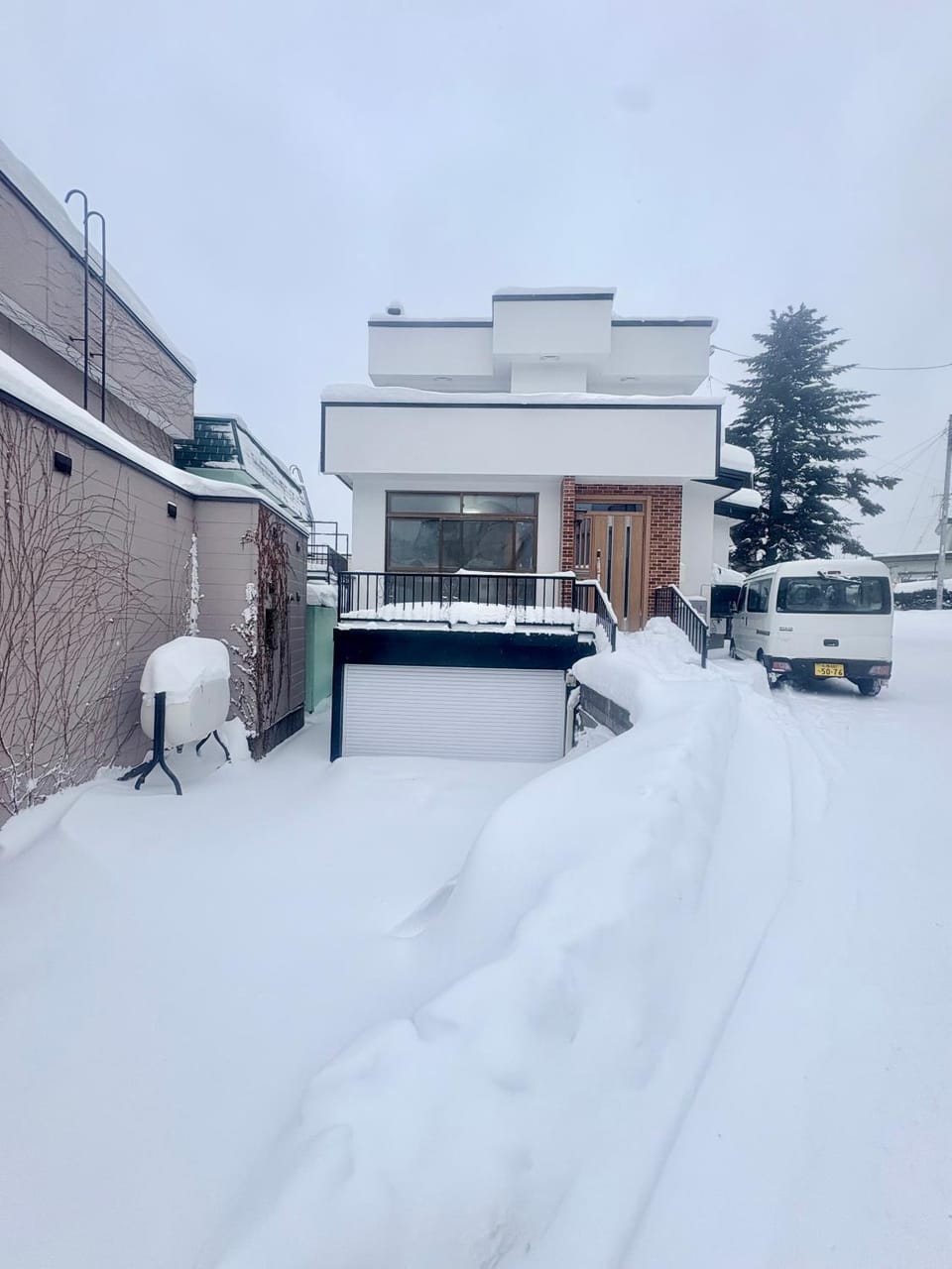Property building, Day, Winter
