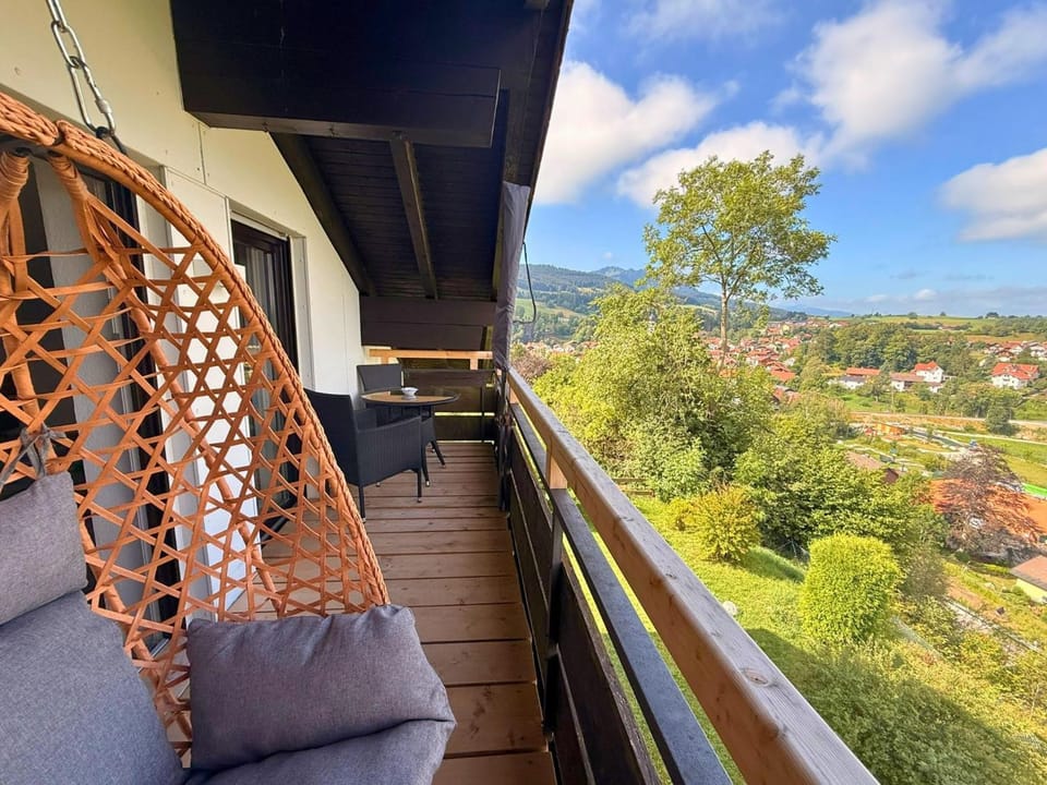 Natural landscape, View (from property/room), View (from property/room), Balcony/Terrace, Balcony/Terrace, Seating area