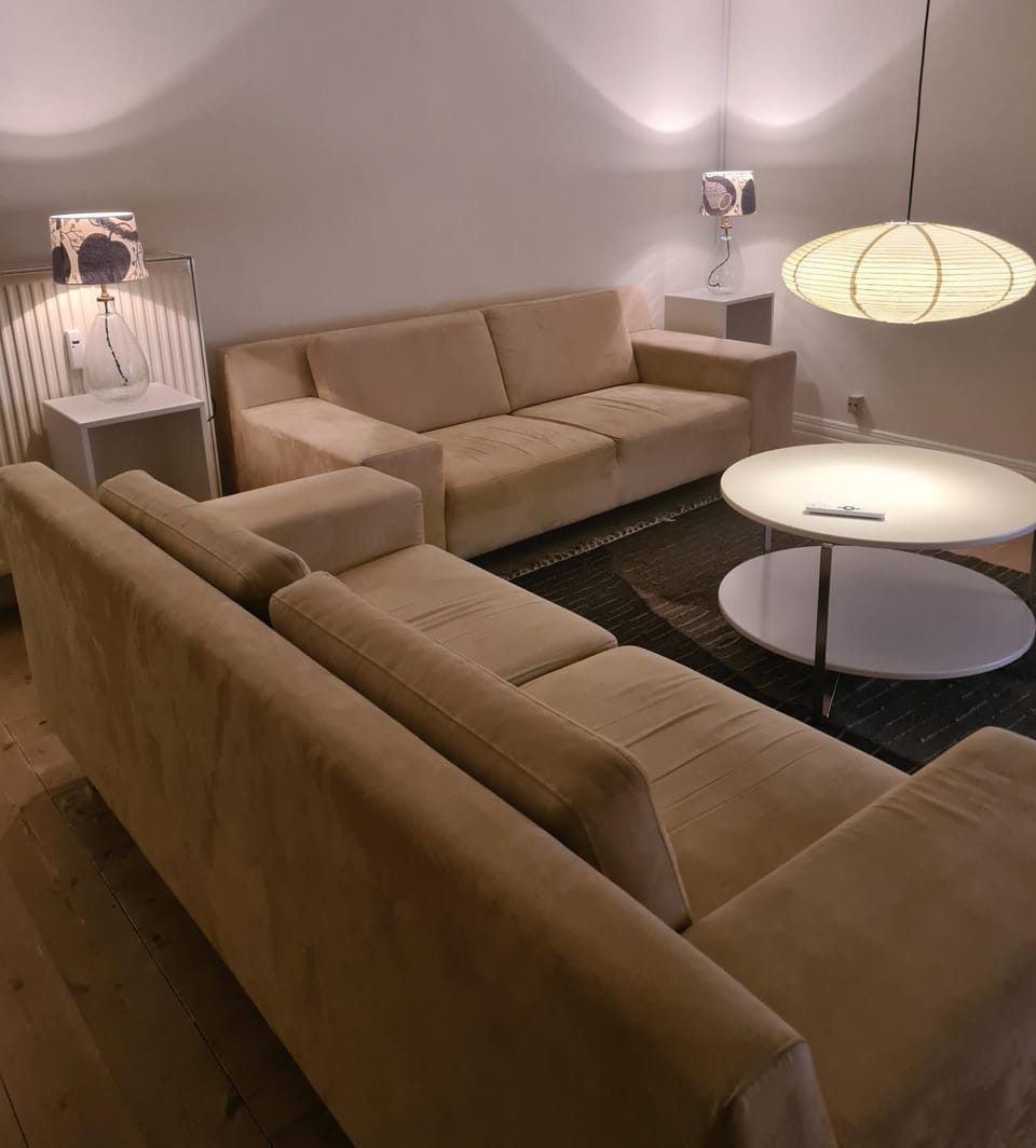 Exclusive boende Suite 2 med 4 bäddar i stort sovrum varav 2 bäddar kan stänga om sig Apartment in Frederikshavn