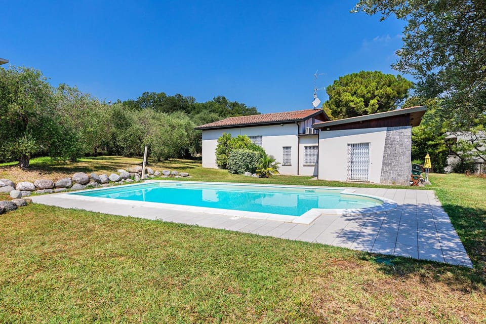 Day, Garden, Swimming pool