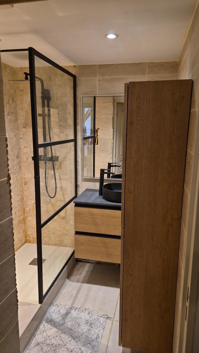 Shower, Bathroom